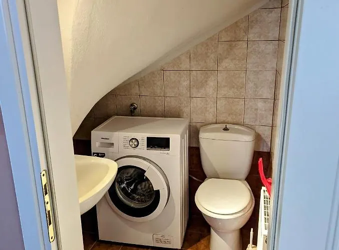 Lichnides Maisonette *
